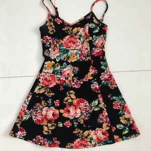 Casual Floral and Black Sundress
